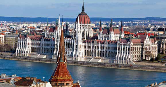 Imagen del impresionante Parlamento Neogótico de Budapest (Hungria) CRUCEROS BUDAPEST HUNGRIA CRUCEROS DANUBIO CRUCEROS FLUVIALES DANUBIO RIIVER CRUISES DANUBE CRUISES BUDAPEST HUNGARY CRUISES ART CRUISES